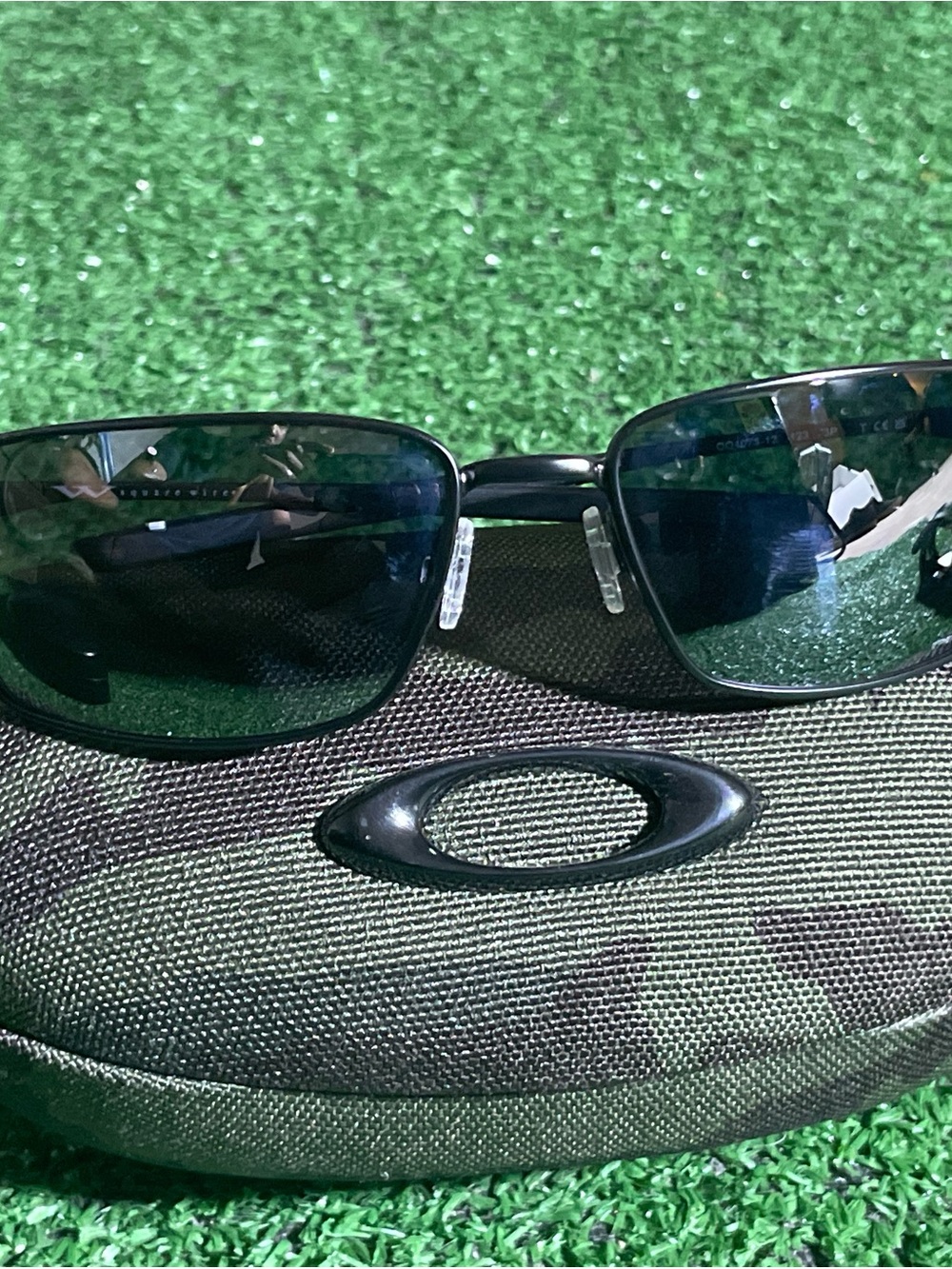 Authentic Oakley Black Frame Lenses Rectangular Sunglasses